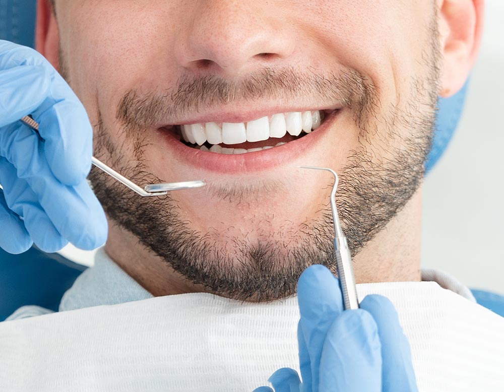 mundhygienebehandlung-small Mundhygiene